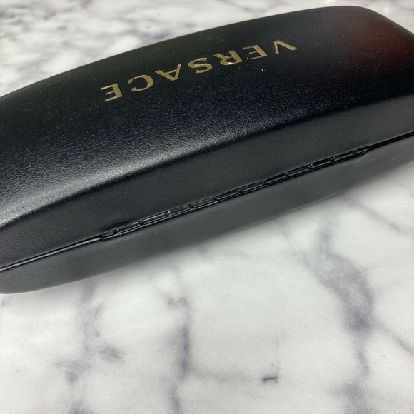 VERSACE HARD EYEGLASS CASE - Picture 5 of 5